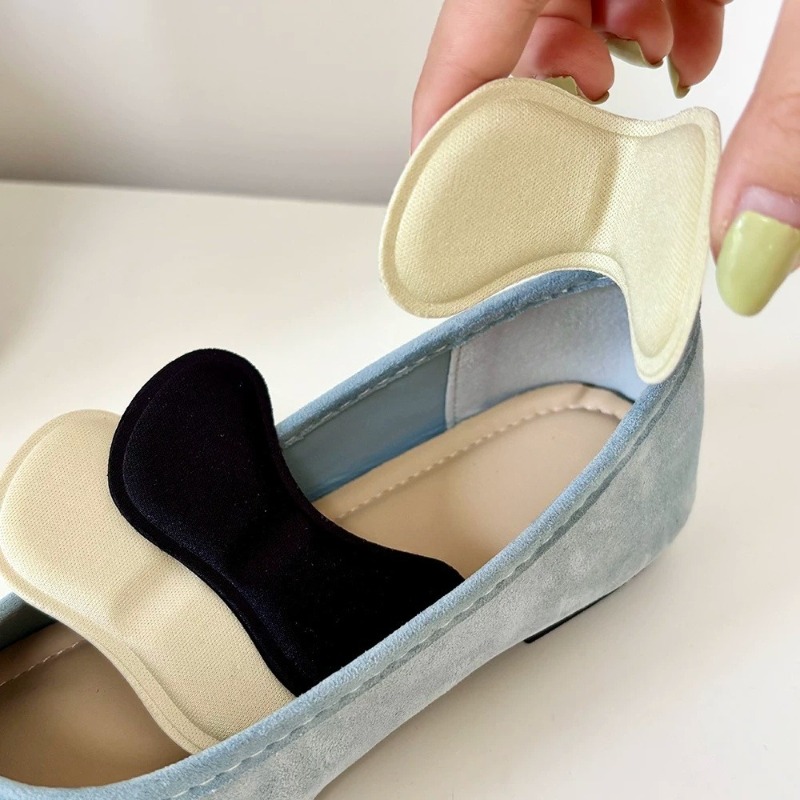 وسادات كعب إسفنجية ذاتية اللصق - مراجعة Sneaker Care وسعره